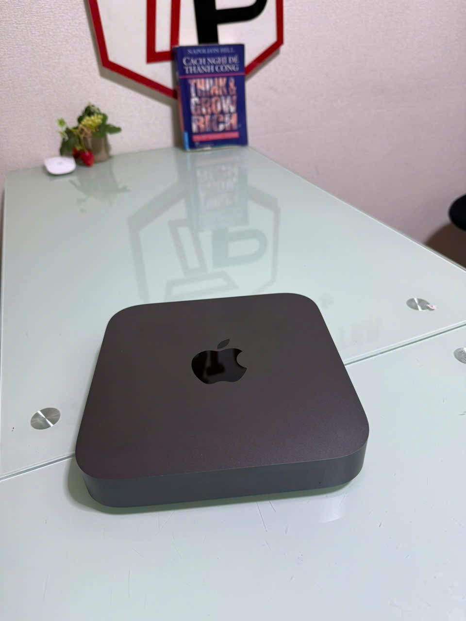 Macbook Mini 2018 / Core i7 / RAM 32GB / SSD 256GB Macbook Mini 2018 / Core i7 / RAM 32GB / SSD 256GB